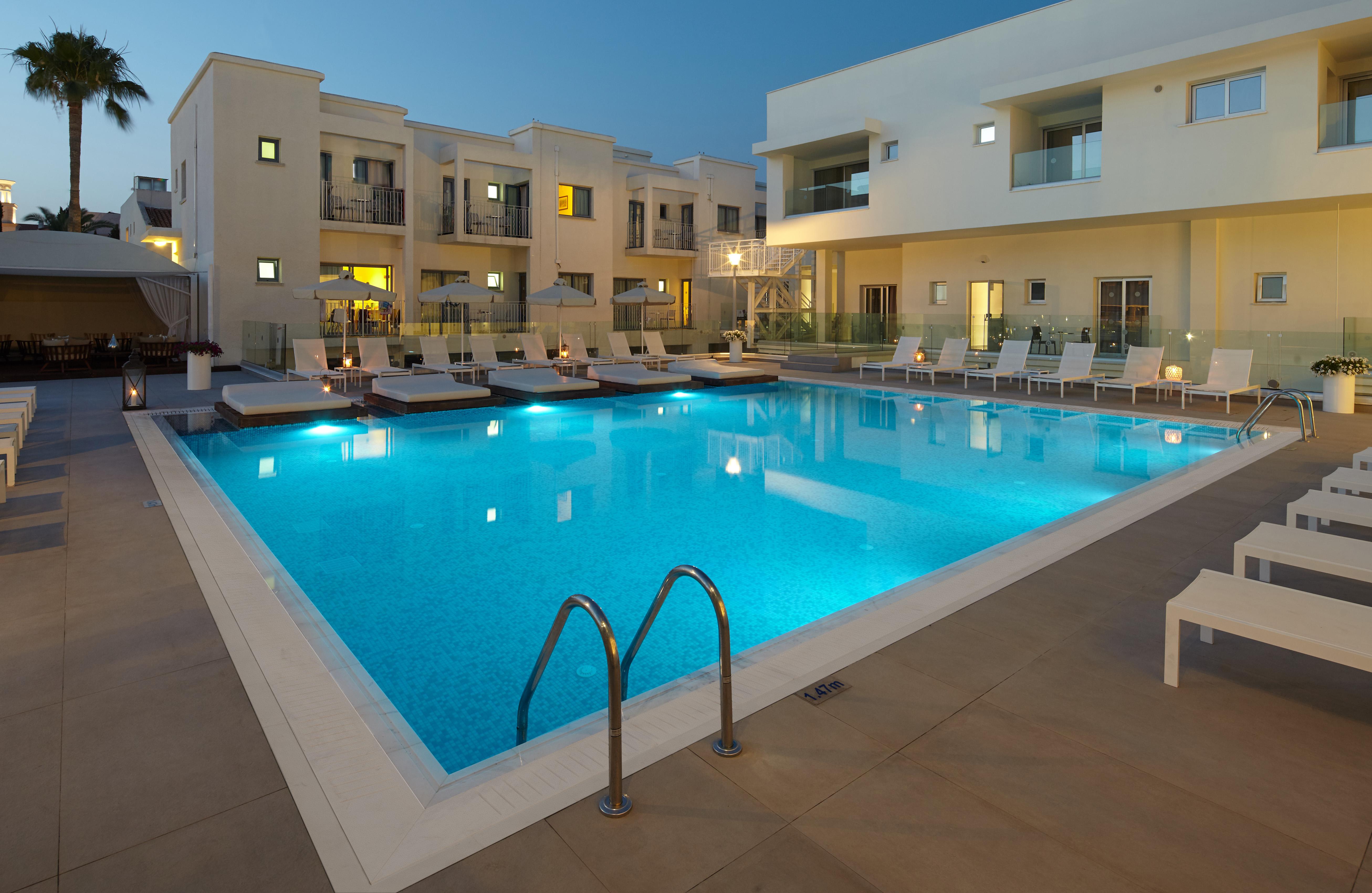 Melpo Antia Hotel & Suites Agia Napa Exterior foto