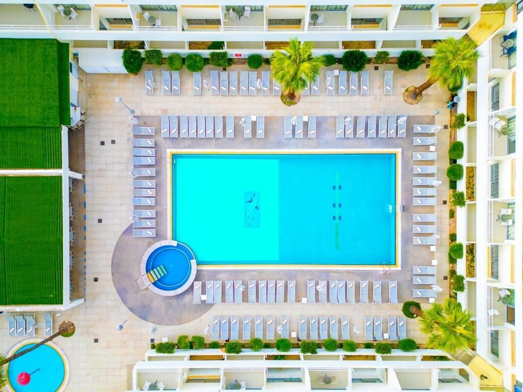 Melpo Antia Hotel & Suites Agia Napa Exterior foto